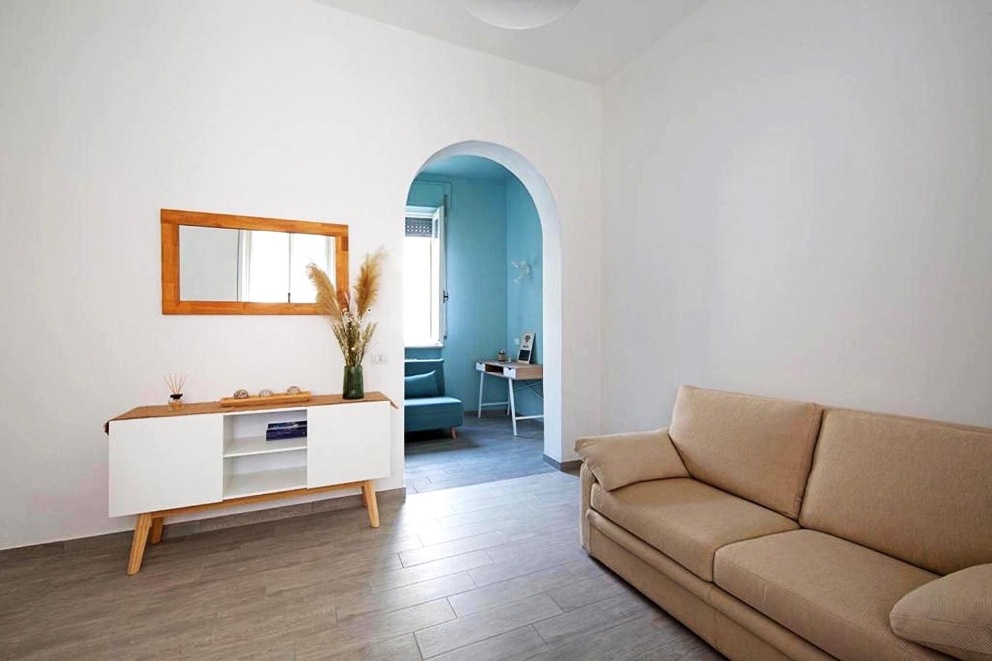 Casa Luna - Appartamento Vicino Al Centro Novara Exterior photo
